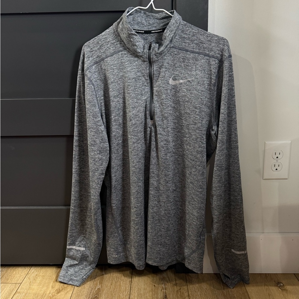Nike Dri-Fit Men’s Running Quarter Zip Heather Gray Long Sleeve Medium